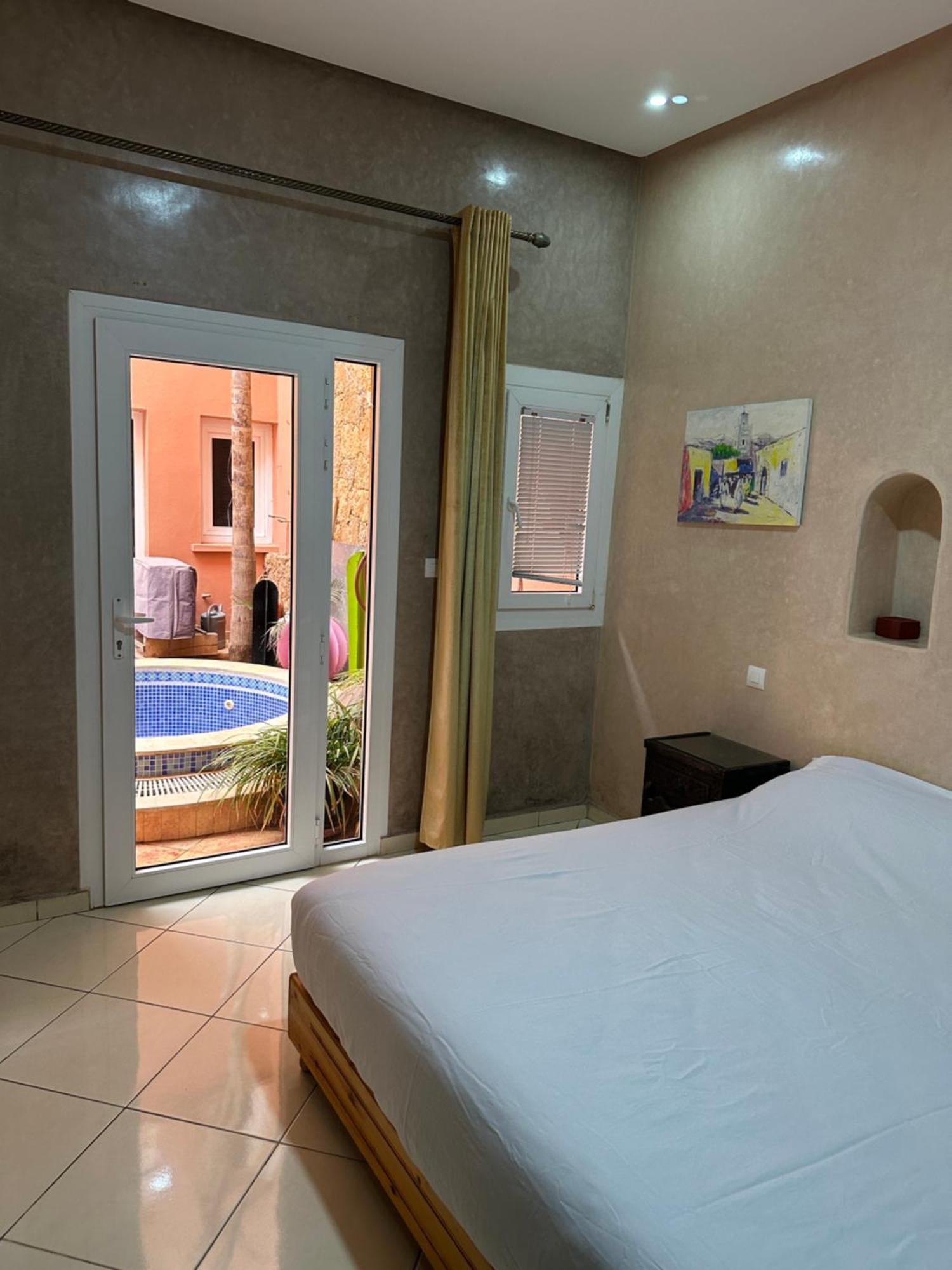 Europa Mirlef T Aventur Guest House ミルレフト エクステリア 写真